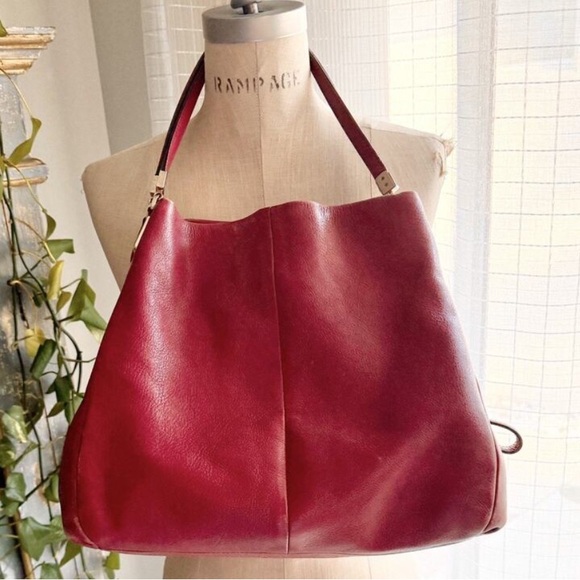 Coach Madison Scarlet Leather Phoebe Shoulder Bag Purse Scarlet Hobo w/ Dustbag - Picture 3 of 16
